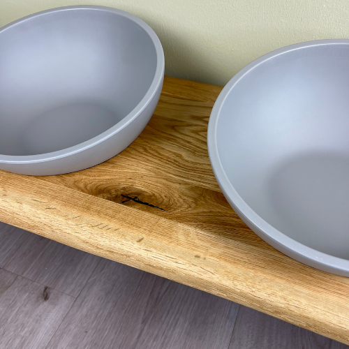 Styledog Wonderland Eiche Design Futterstation für große Hunde mit Baumkante | 70 cm