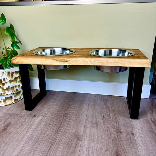 Styledog Wonderland Eiche Design Futterstation mit Baumkante und Edelstahlnäpfen